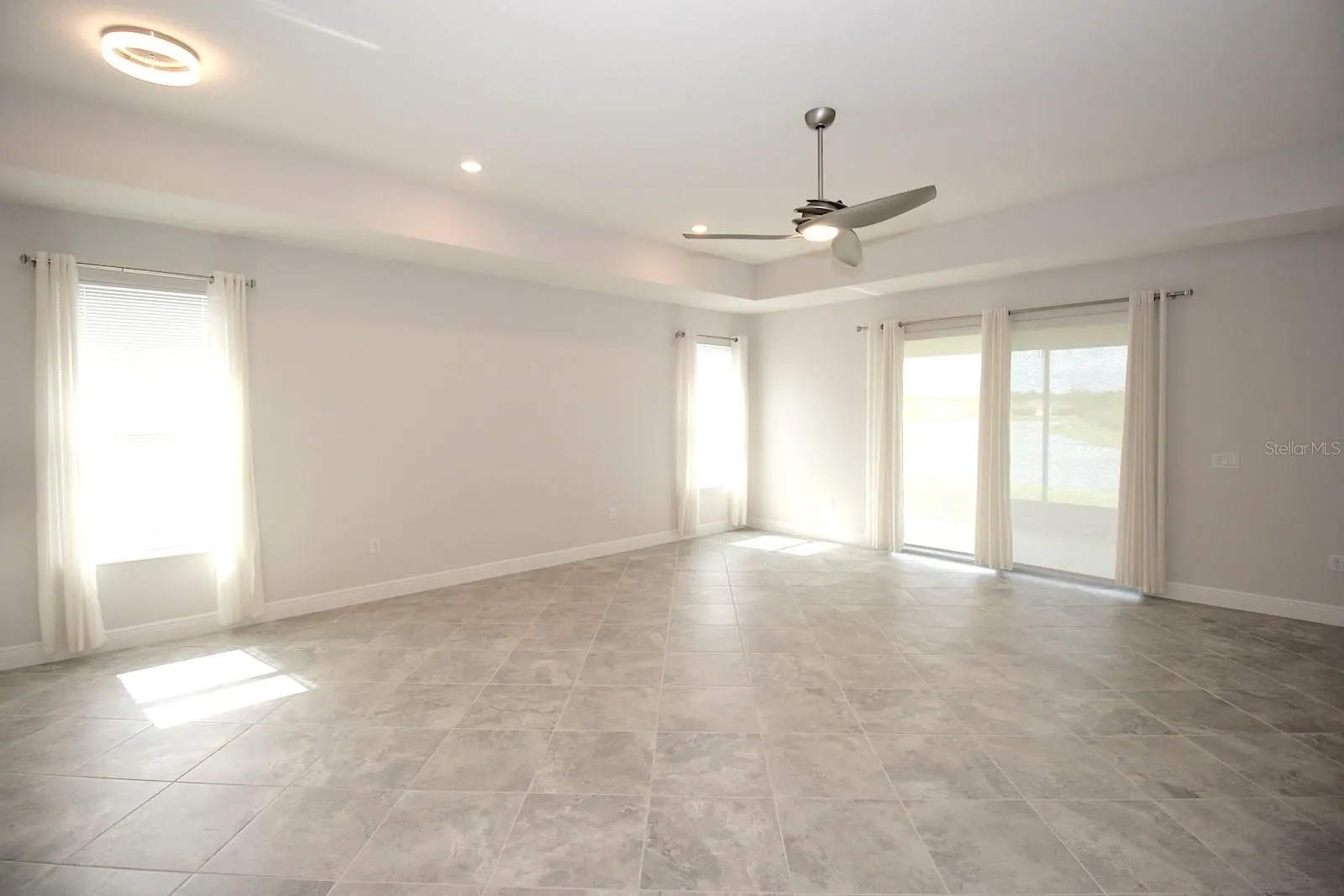 109 HUNTINGTON PL