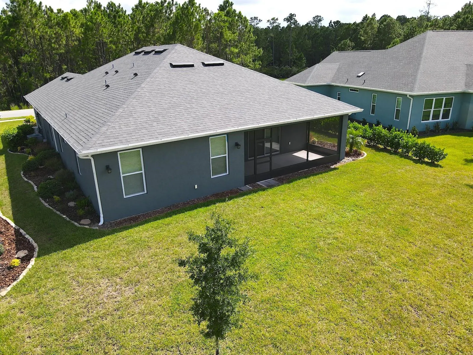 109 HUNTINGTON PL