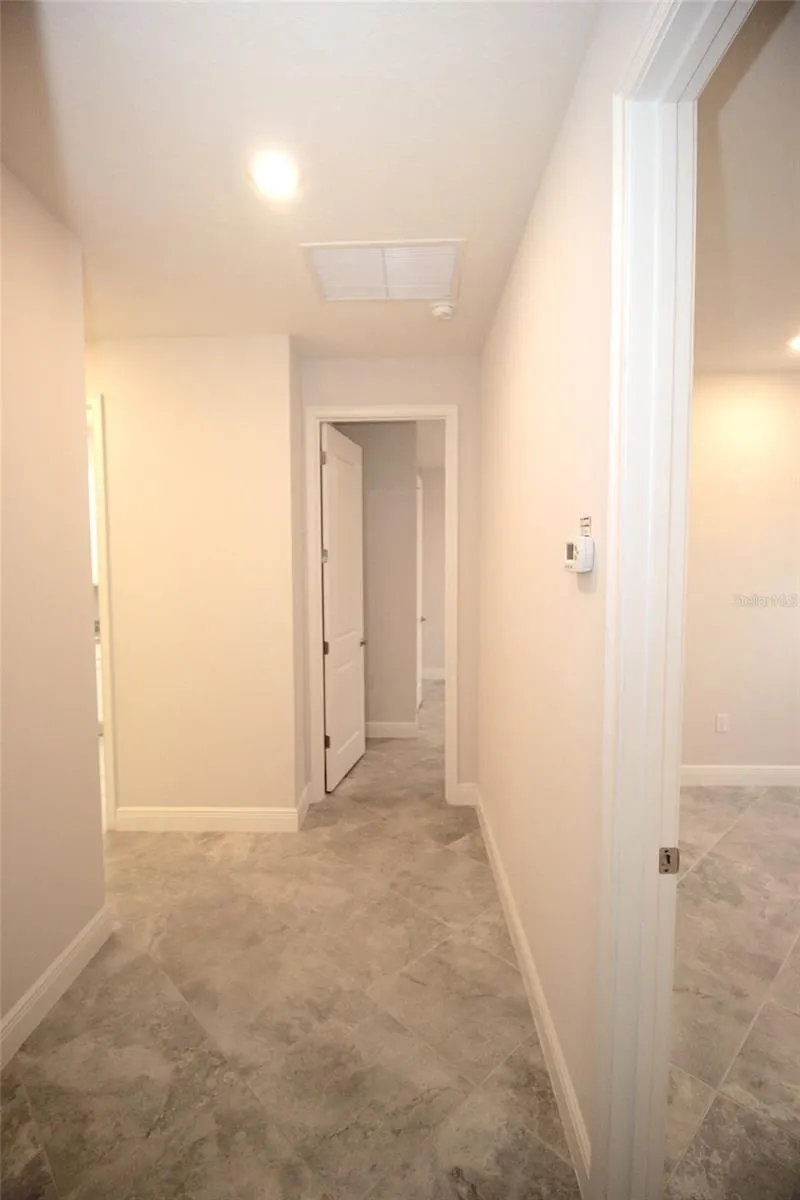 109 HUNTINGTON PL