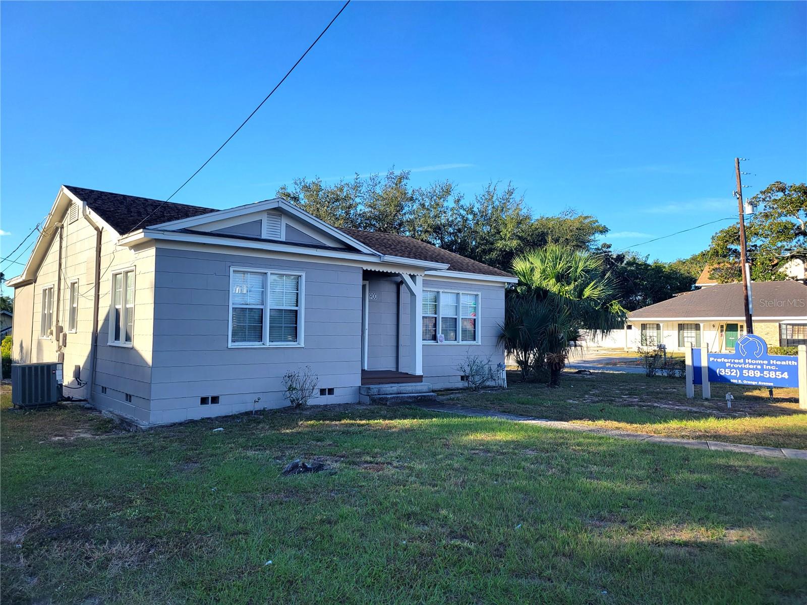 900 E ORANGE AVE