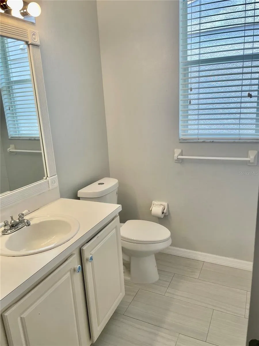 14313 LAURELTON DR