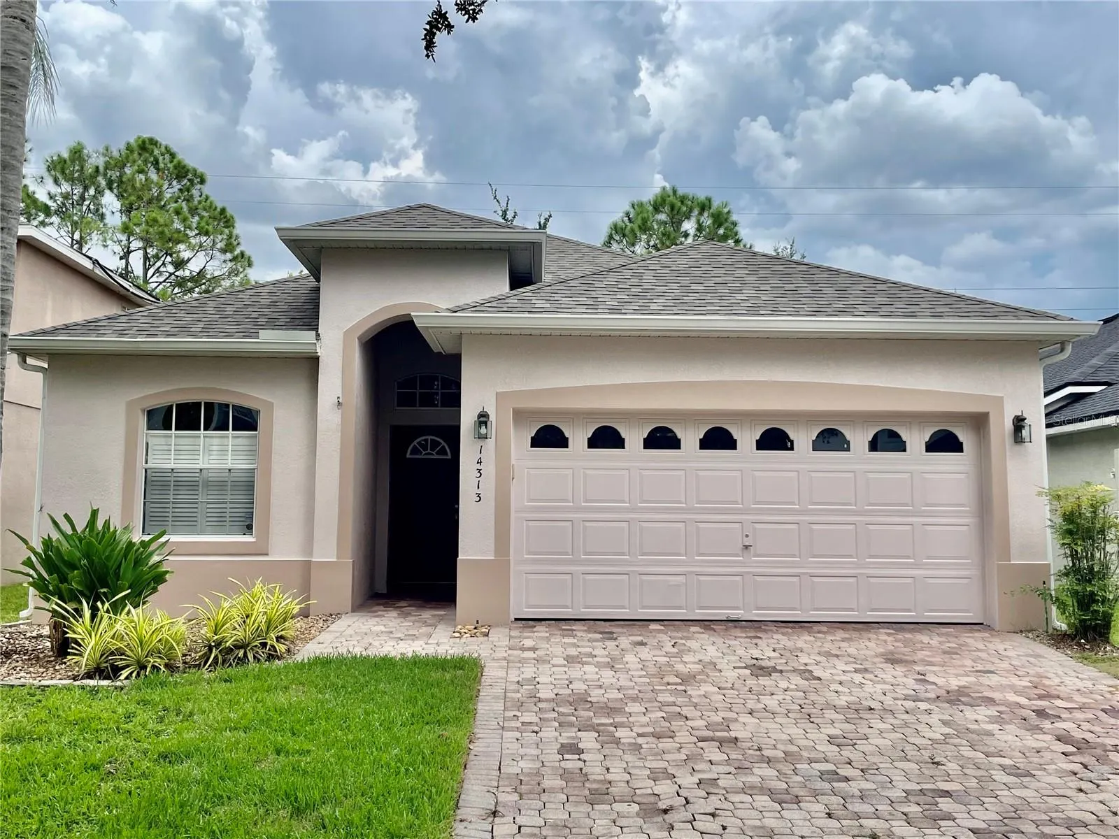 14313 LAURELTON DR