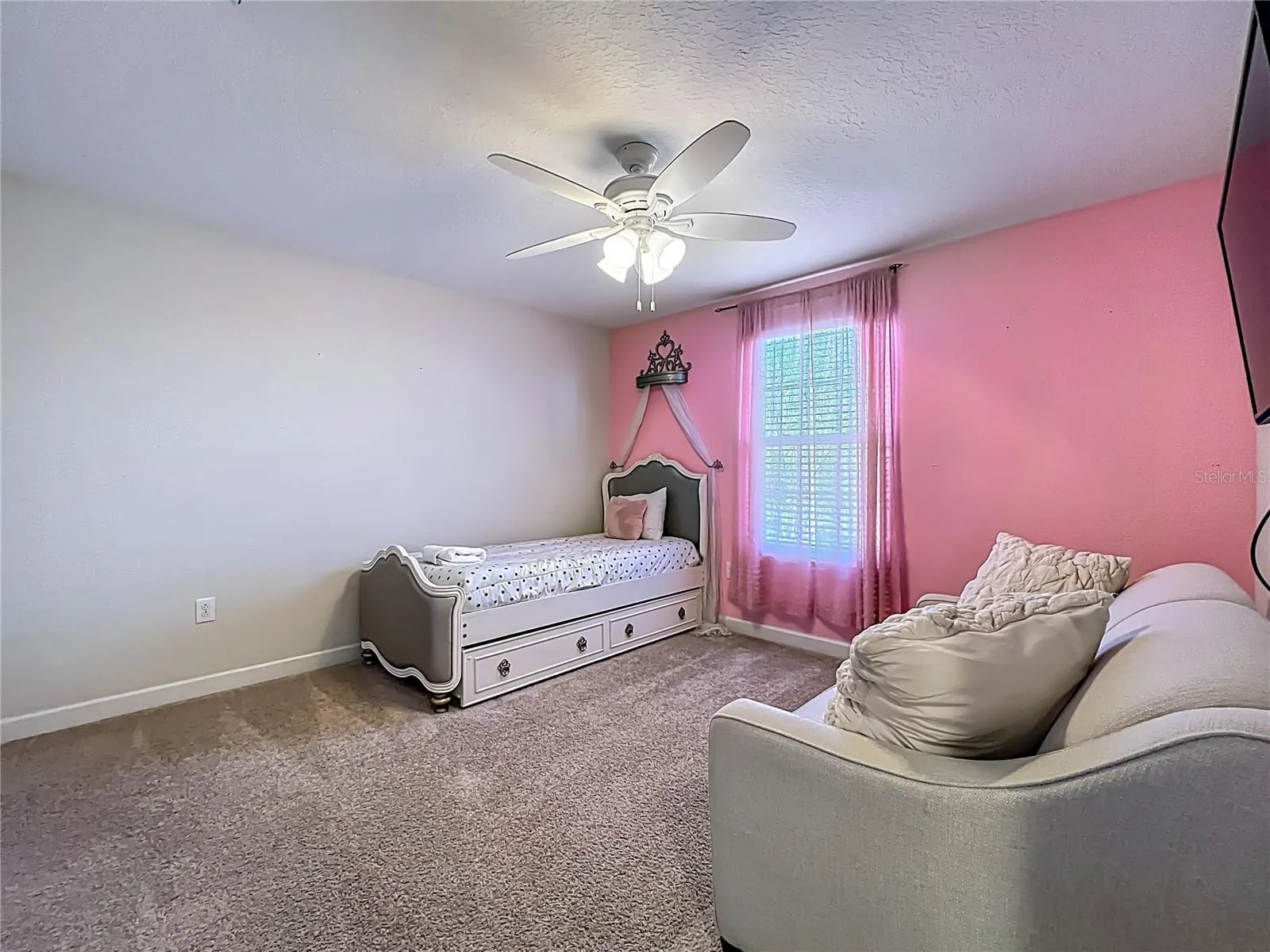9018 STINGER DR