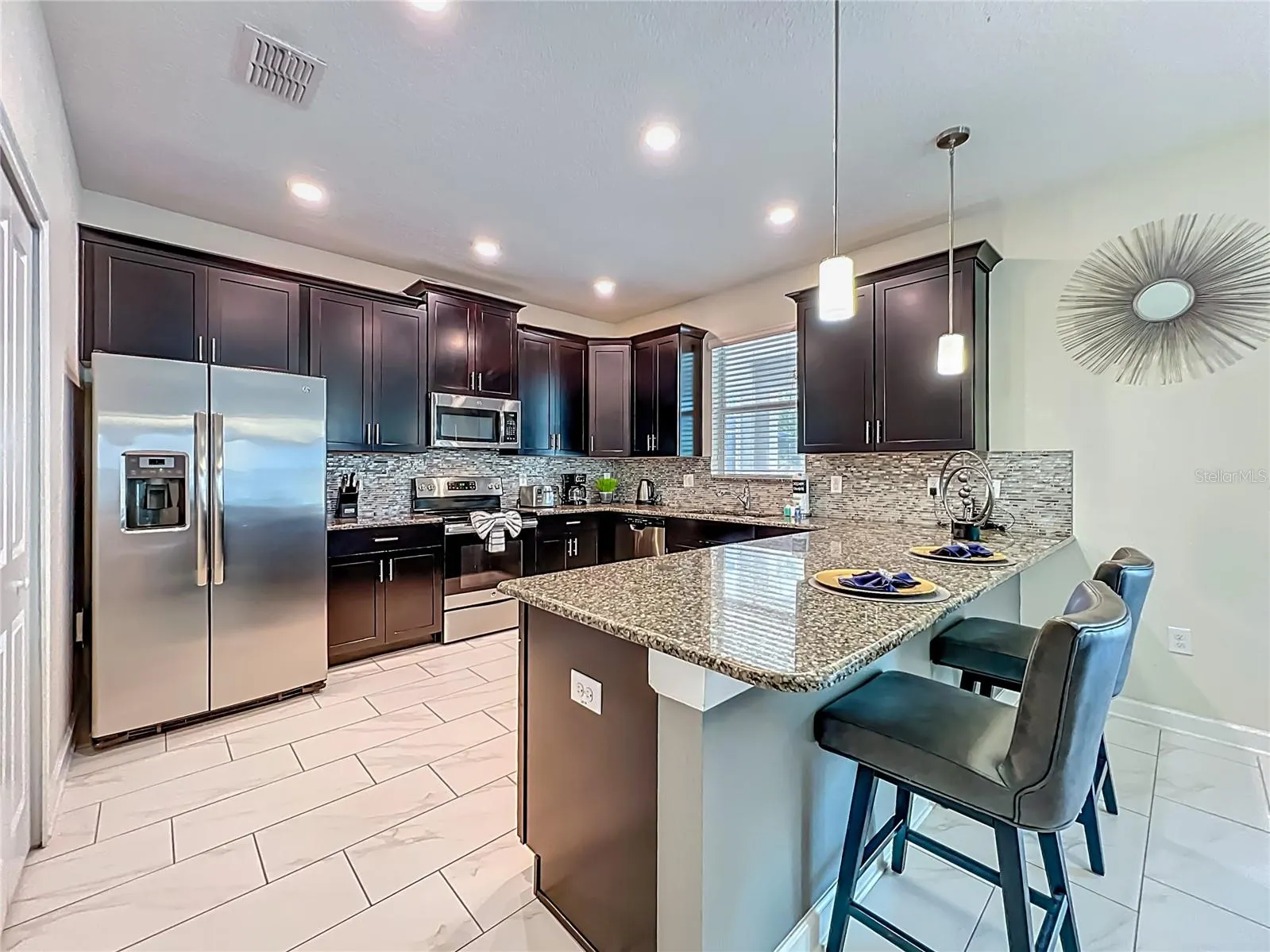 9018 STINGER DR
