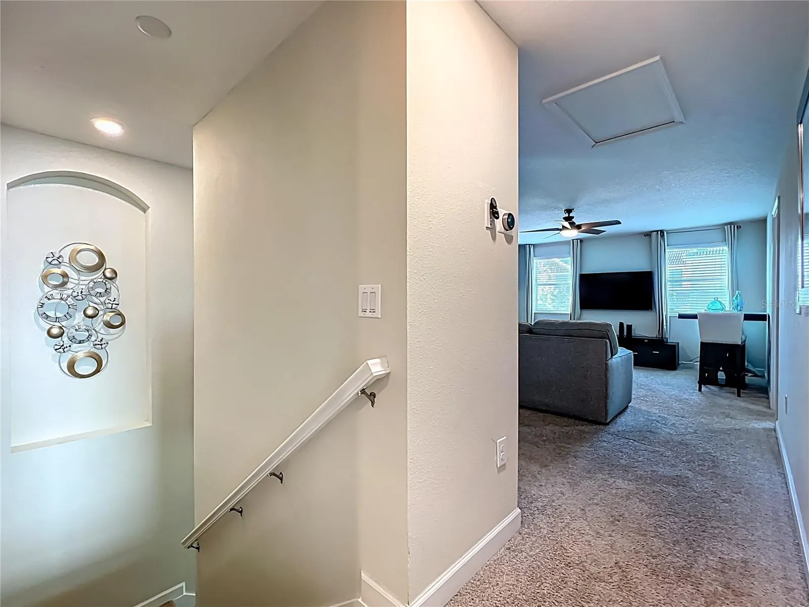 9018 STINGER DR