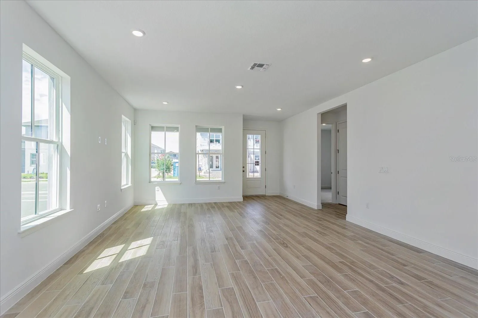 10061 DULBECCO ST