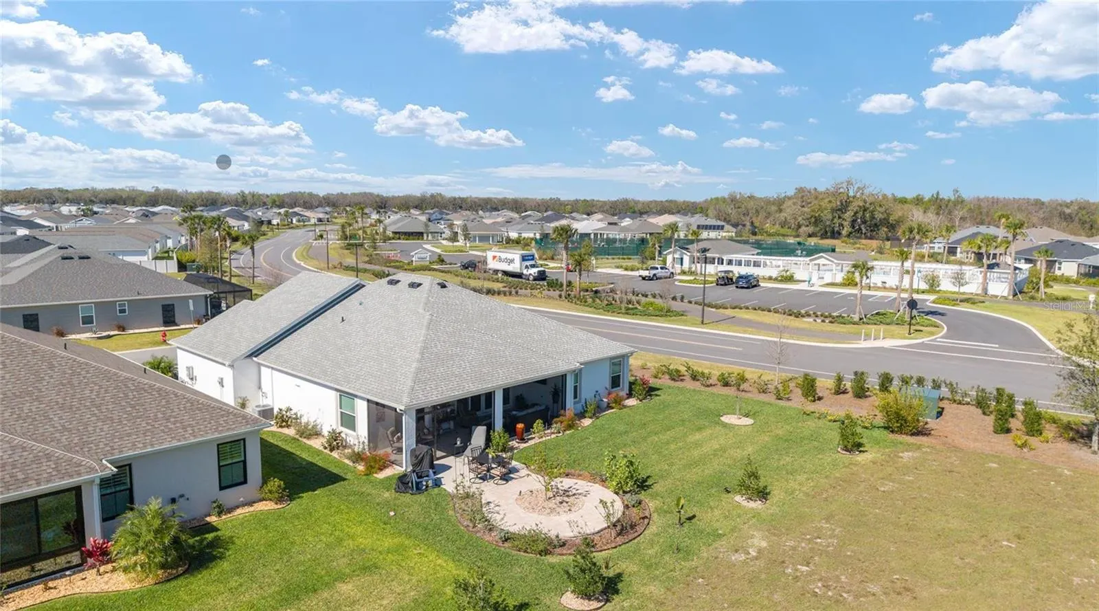 736 RIVER OAKS CIR