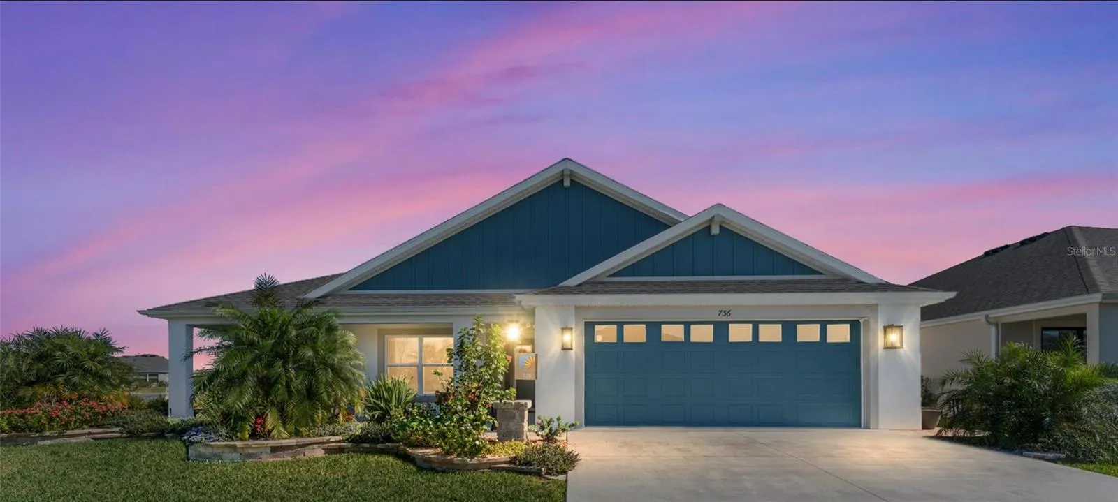 736 RIVER OAKS CIR