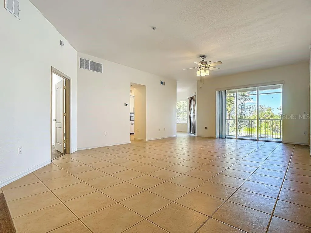 9260 BELLEZA WAY #203, #203