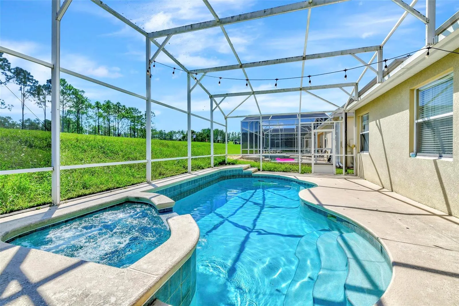 118 HIGHER COMBE DR