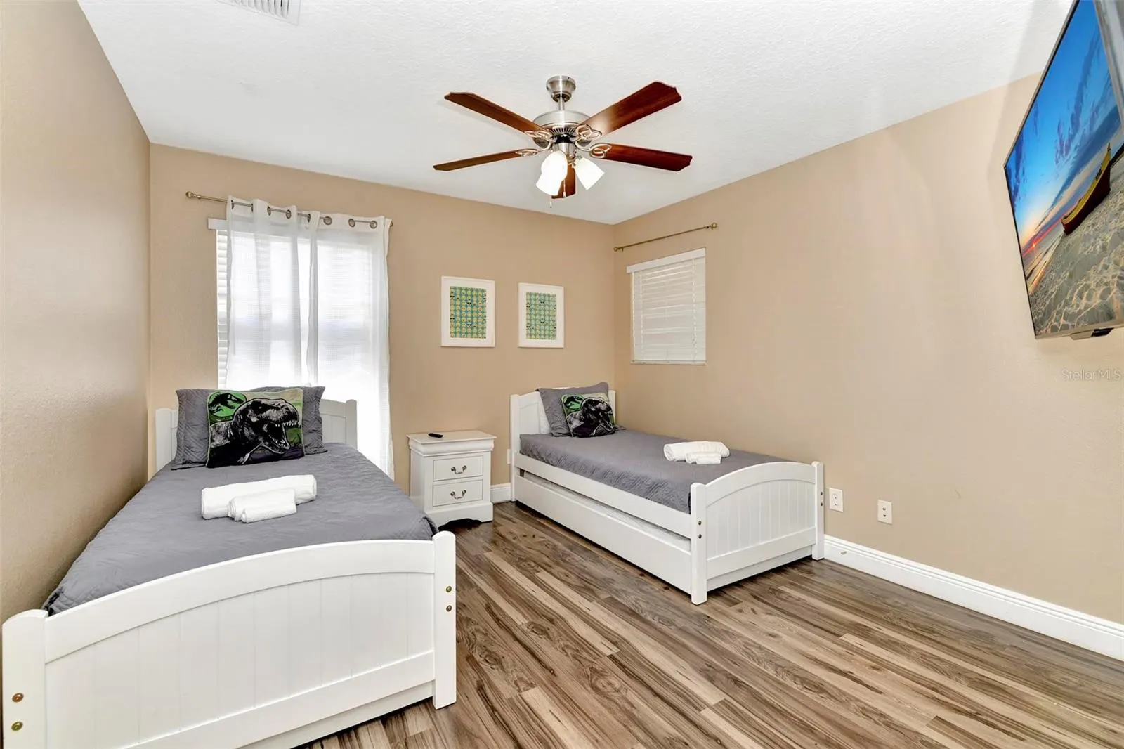 118 HIGHER COMBE DR