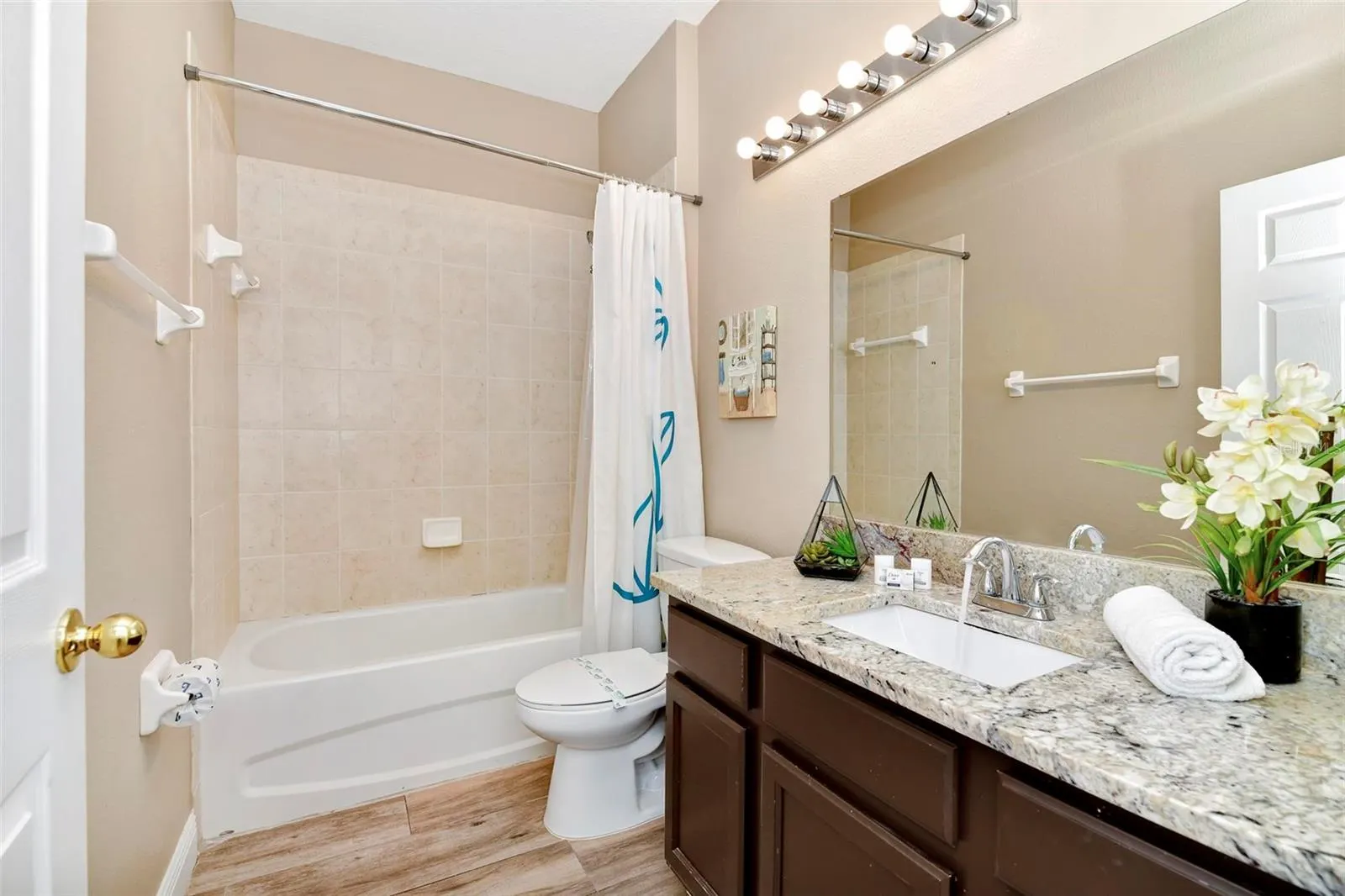 118 HIGHER COMBE DR