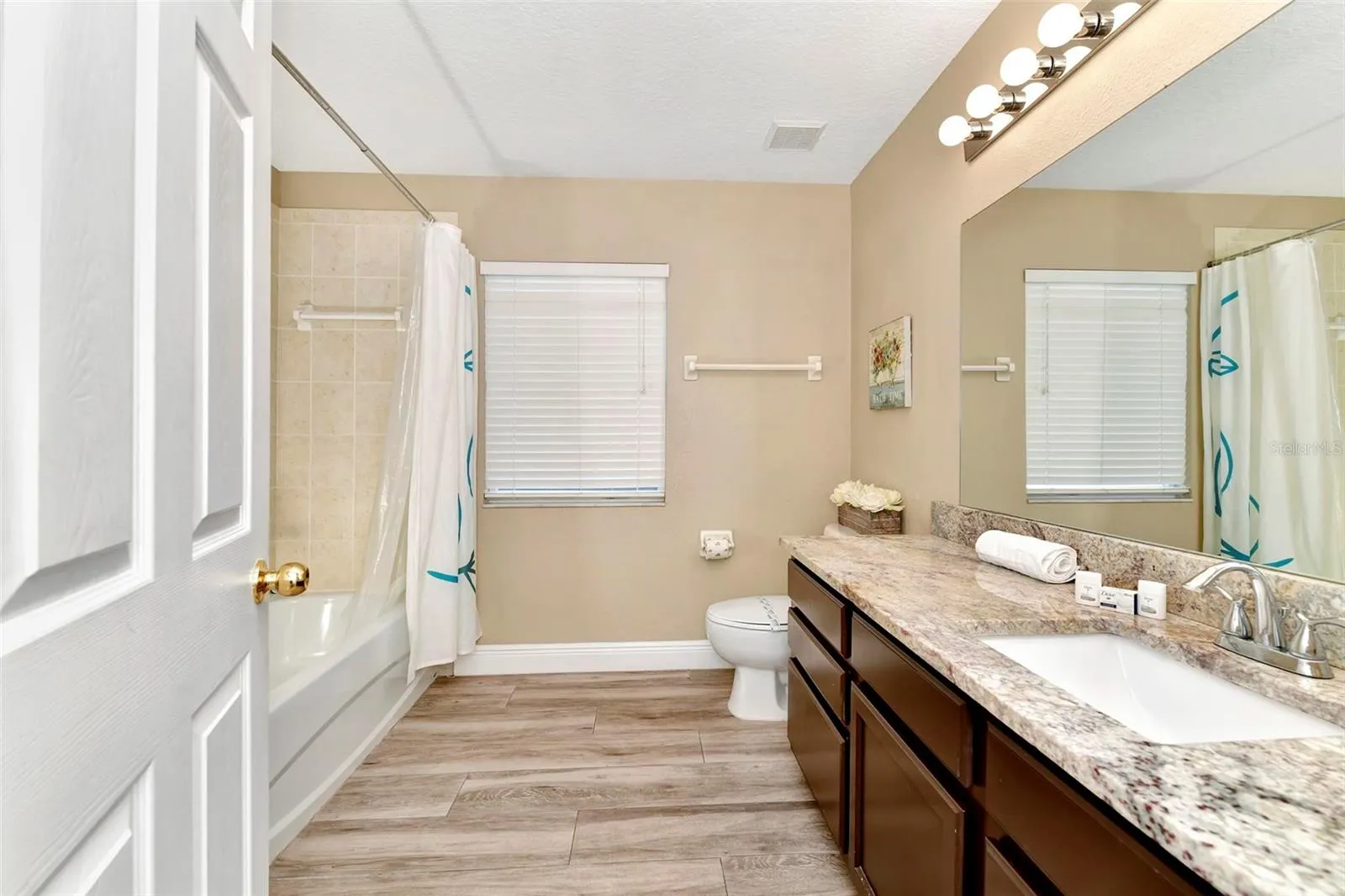 118 HIGHER COMBE DR