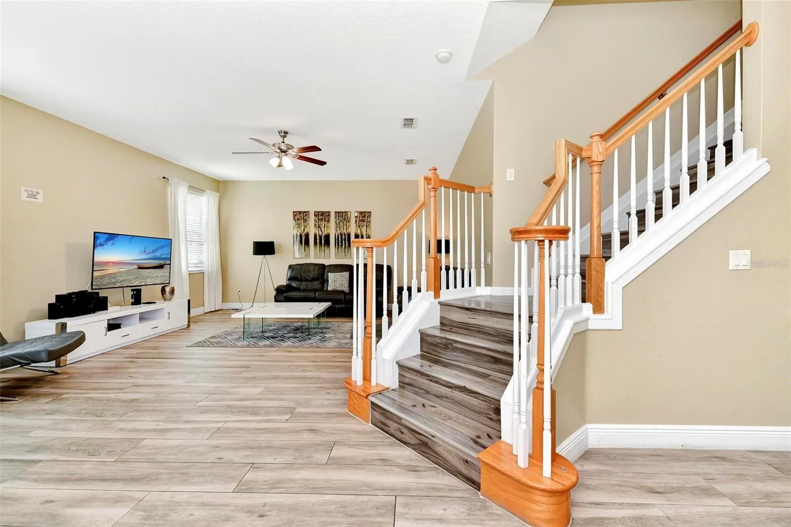 118 HIGHER COMBE DR