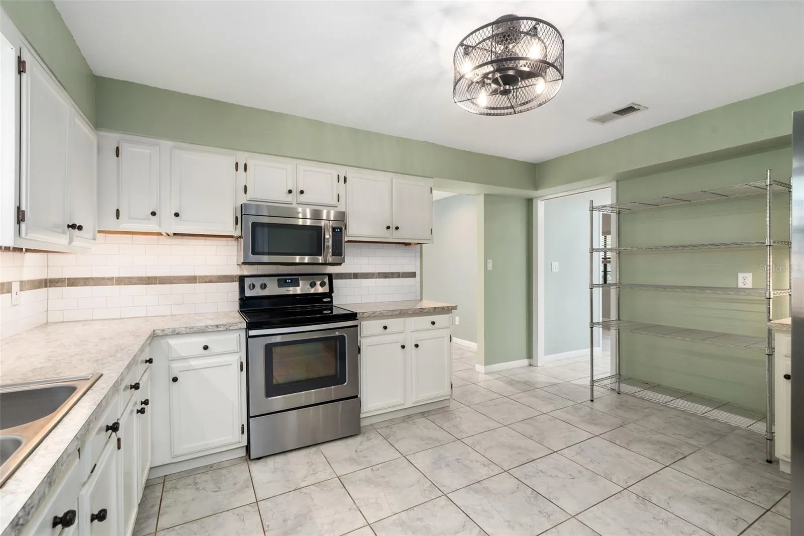 821 NW 39TH ST