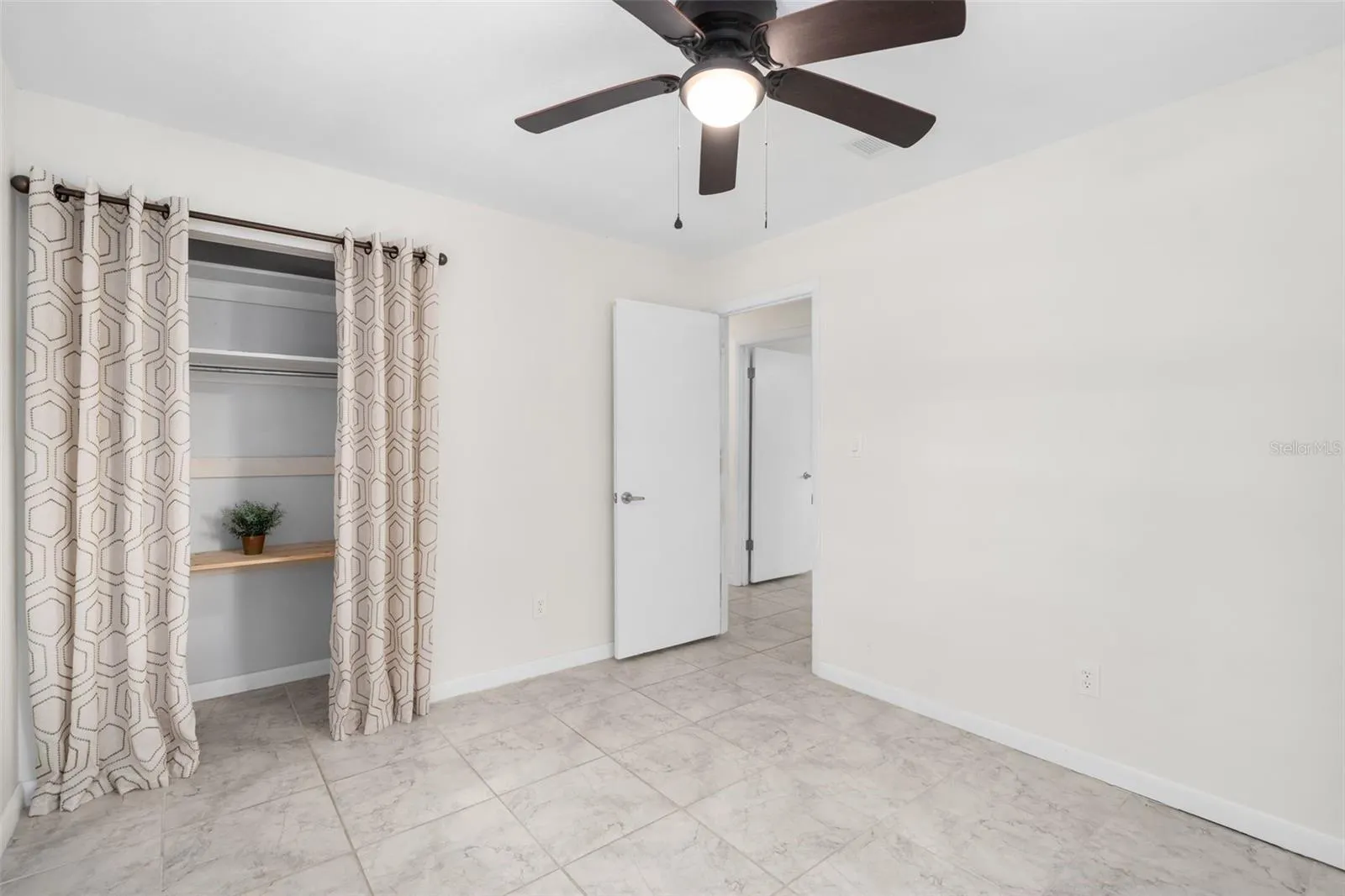821 NW 39TH ST