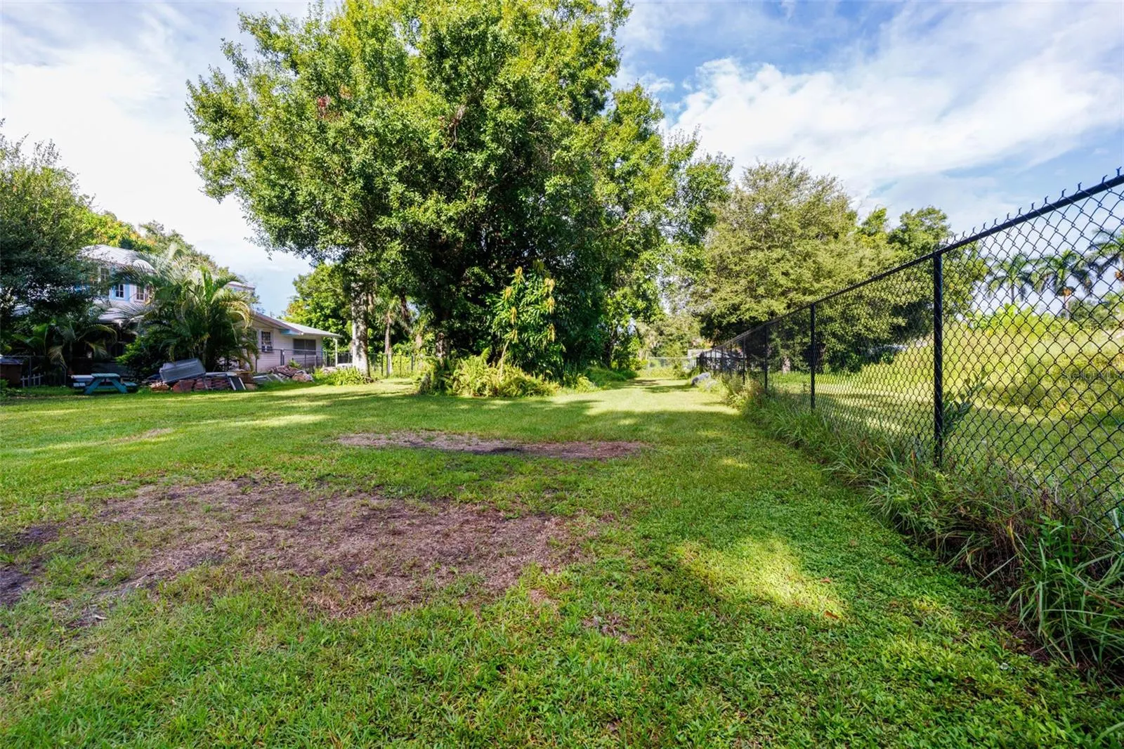 62 PROSPECT AVE