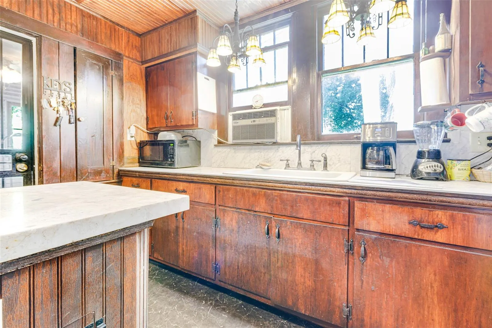 62 PROSPECT AVE