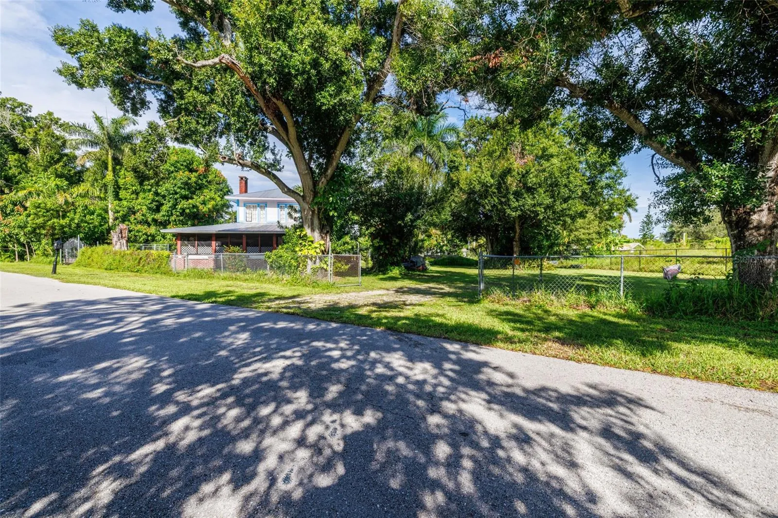62 PROSPECT AVE