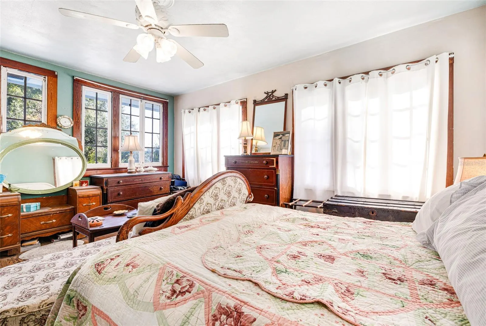 62 PROSPECT AVE