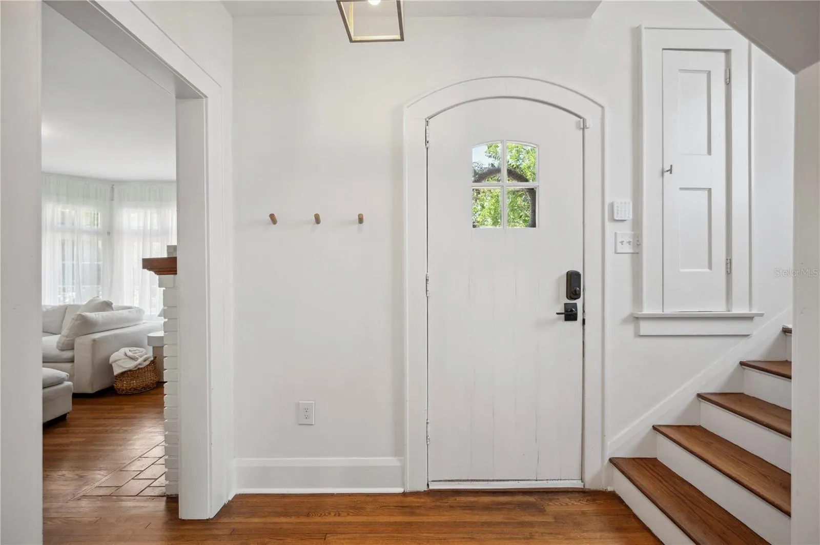 112 HIAWATHA TRL