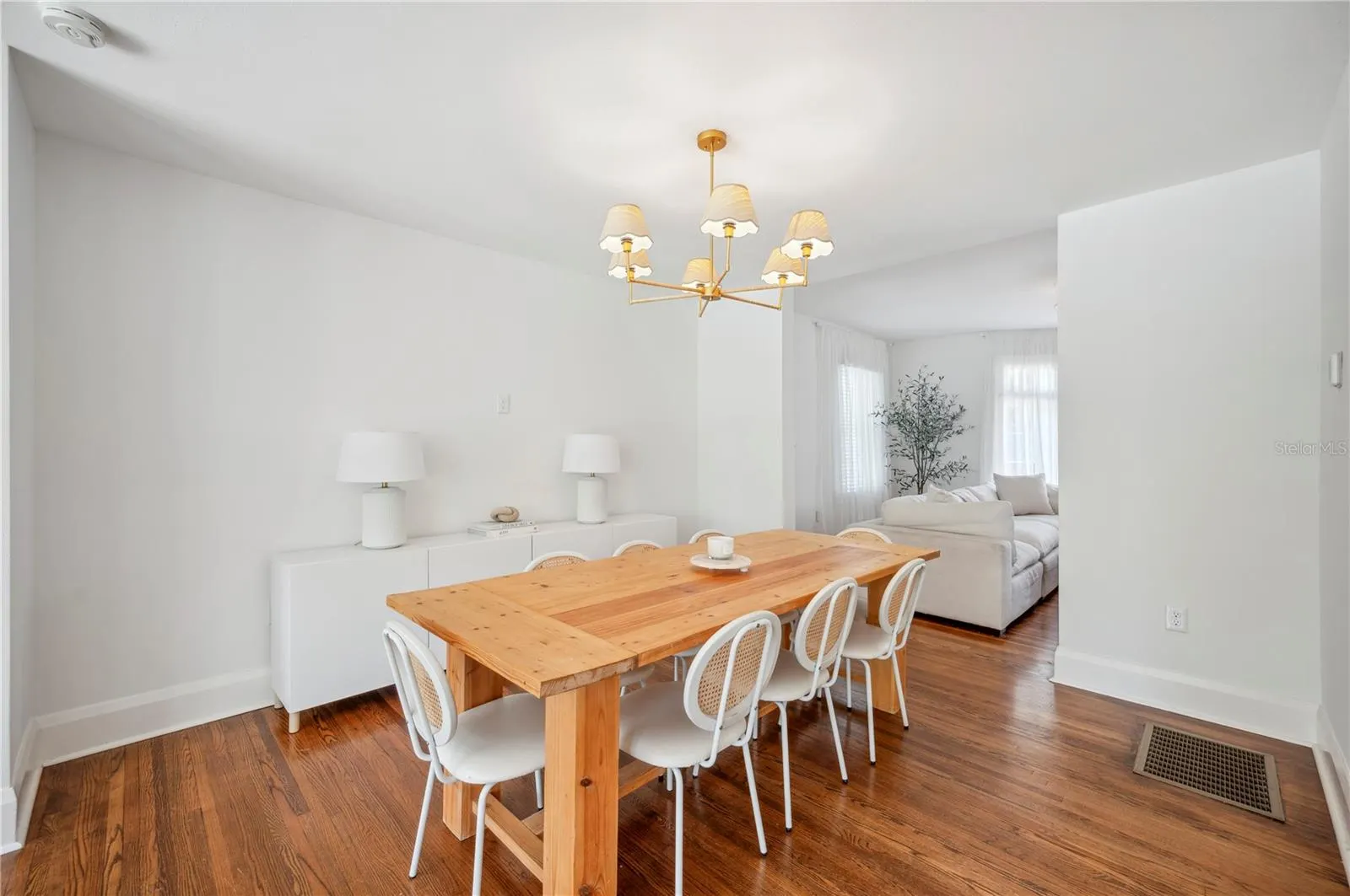112 HIAWATHA TRL