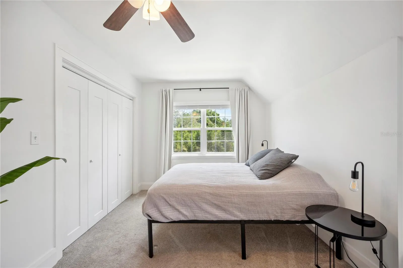 112 HIAWATHA TRL