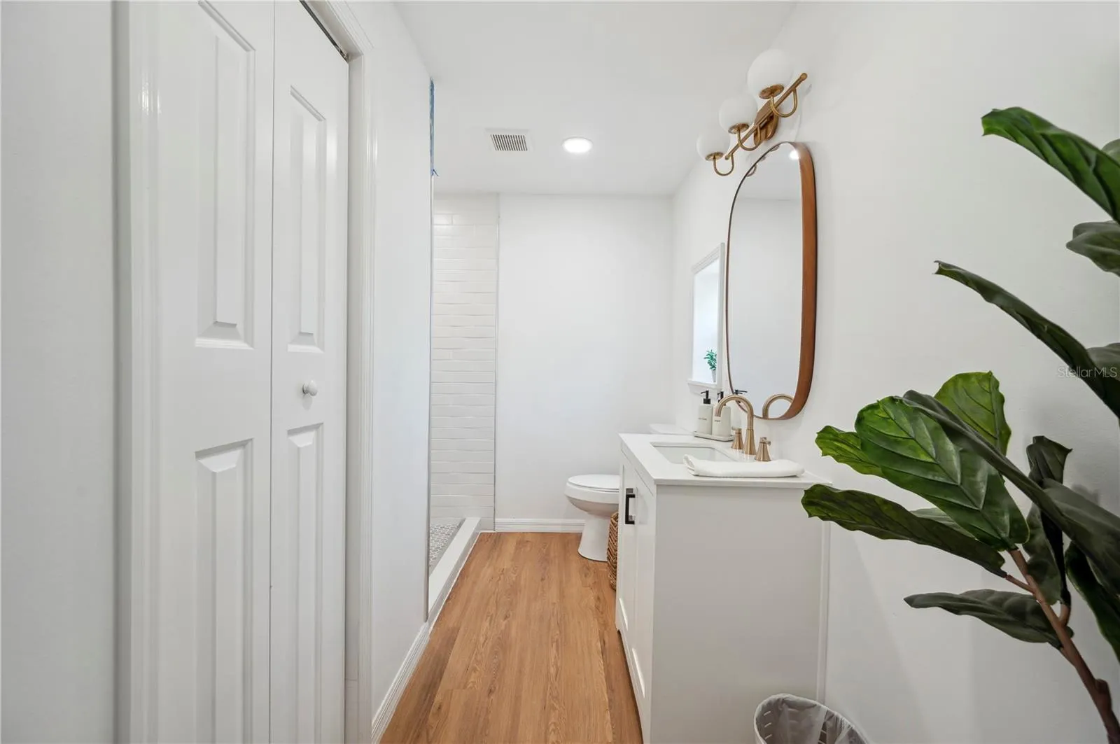 112 HIAWATHA TRL