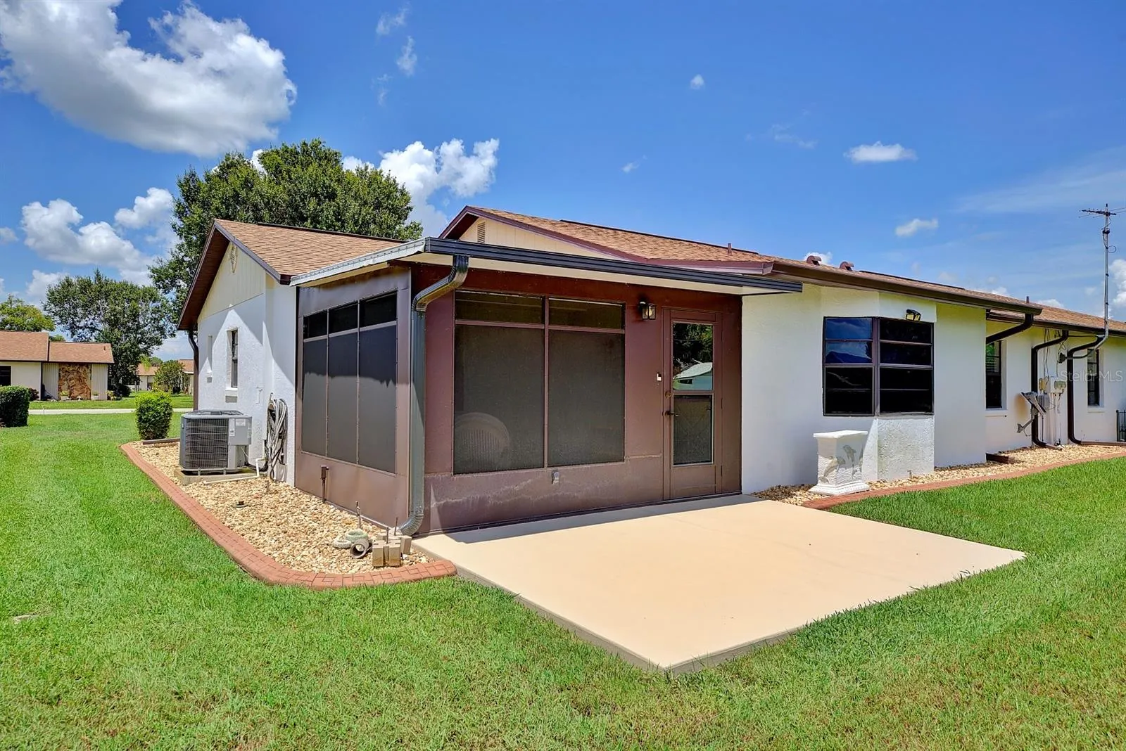 3726 SUNBIRD CIR