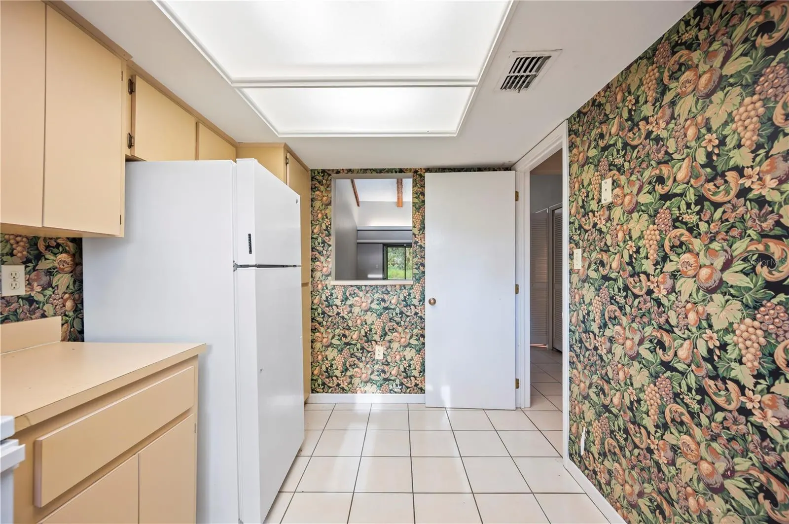 5225 IMPERIAL LAKES BLVD #56, #56