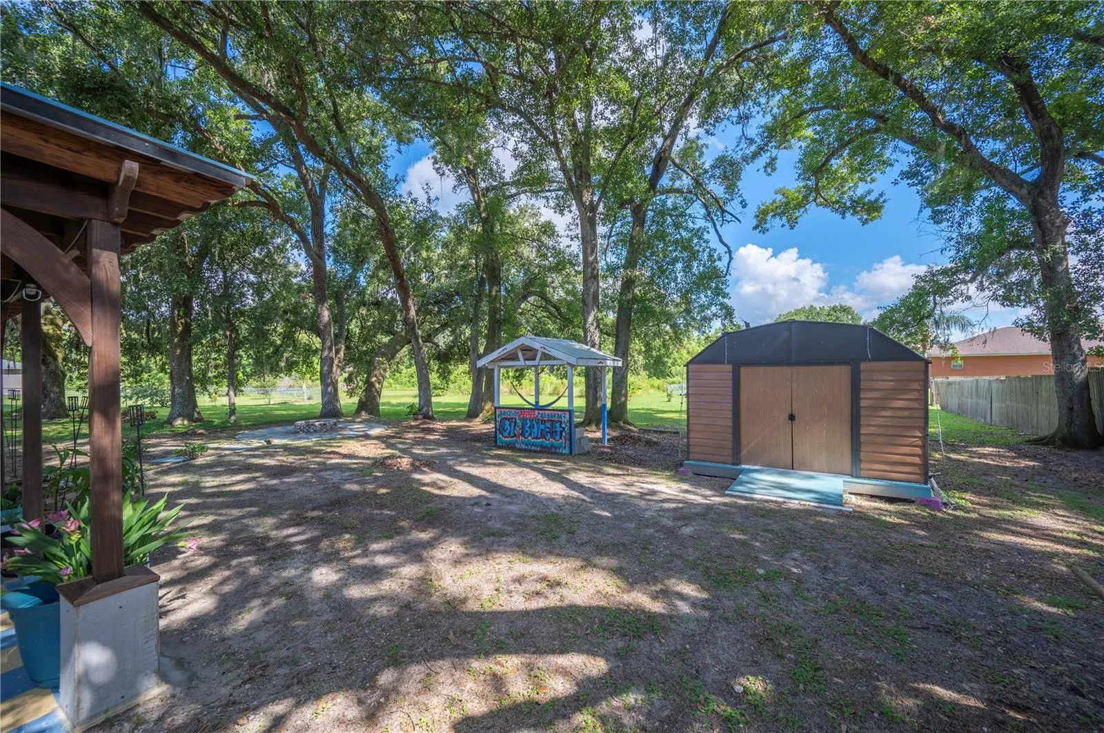 3725 COUNTRY LN