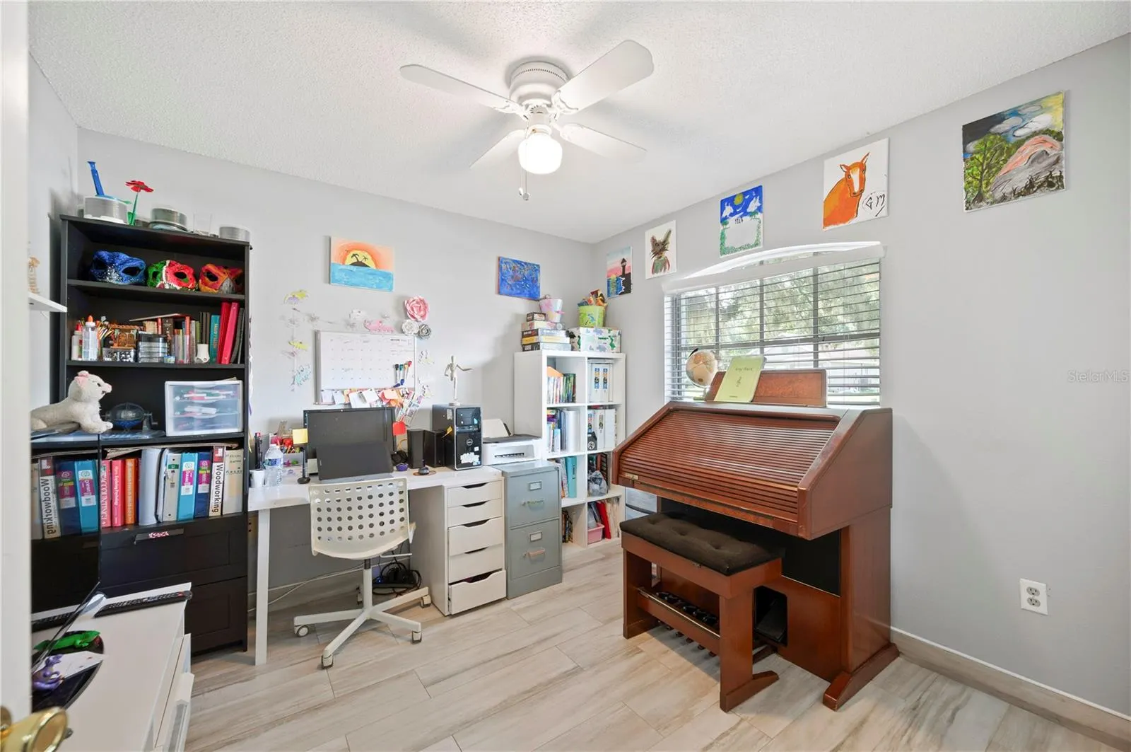 3725 COUNTRY LN