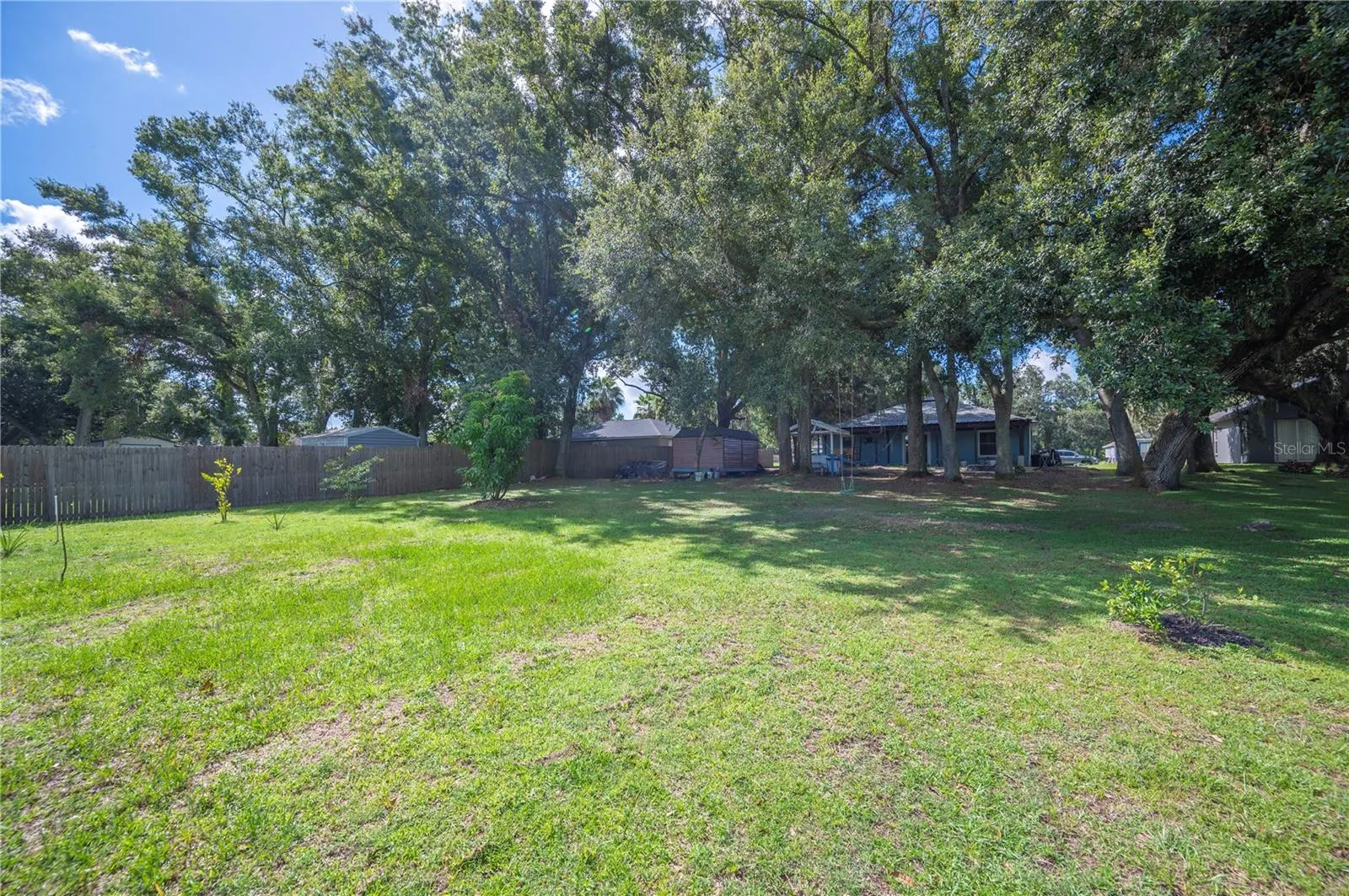 3725 COUNTRY LN