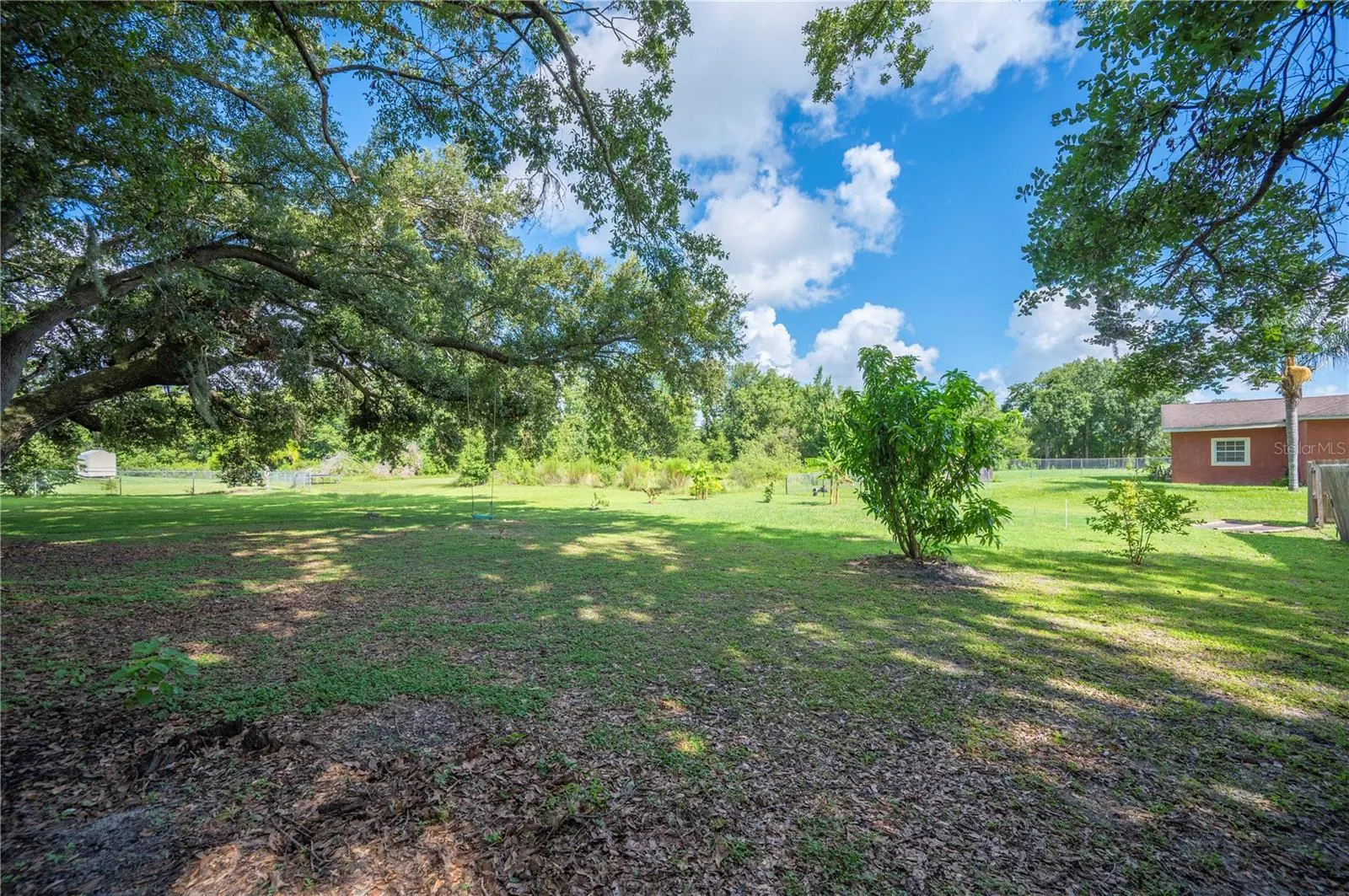 3725 COUNTRY LN