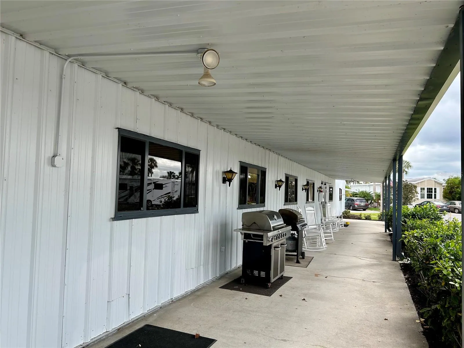 1120 PALMETTO LN