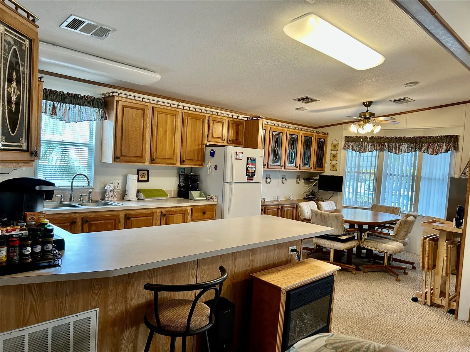 1120 PALMETTO LN