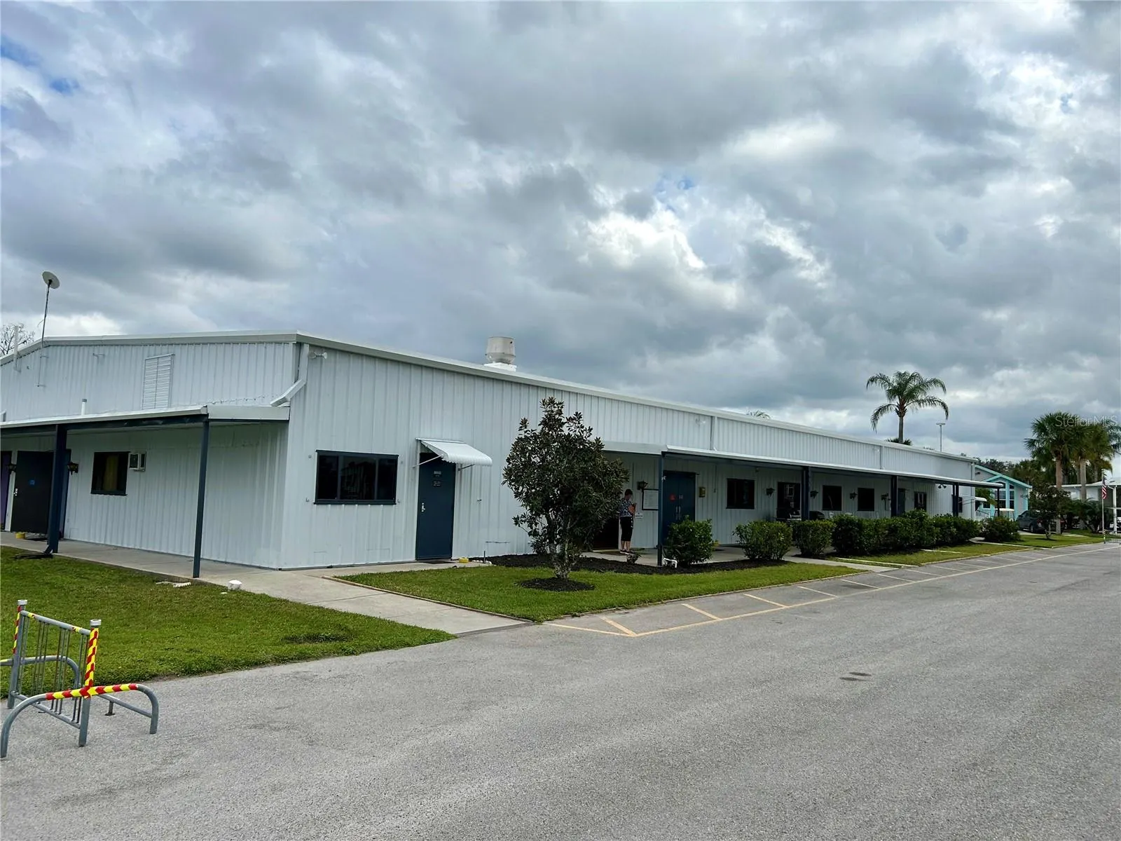 1120 PALMETTO LN