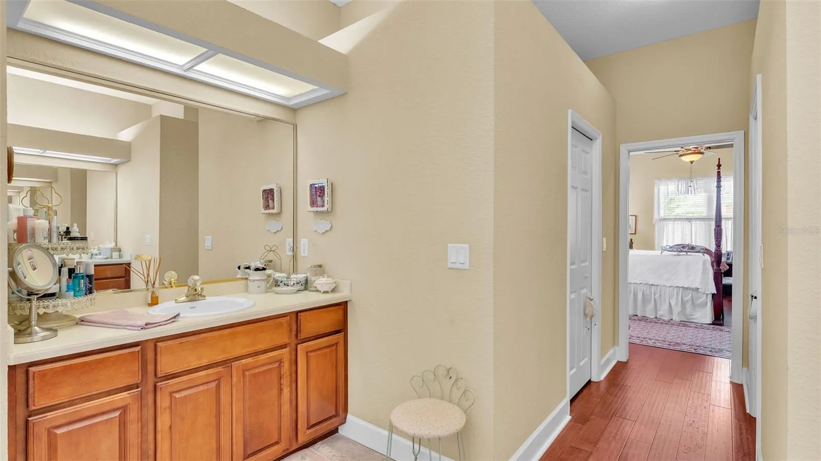 2929 VINTAGE VIEW CIR