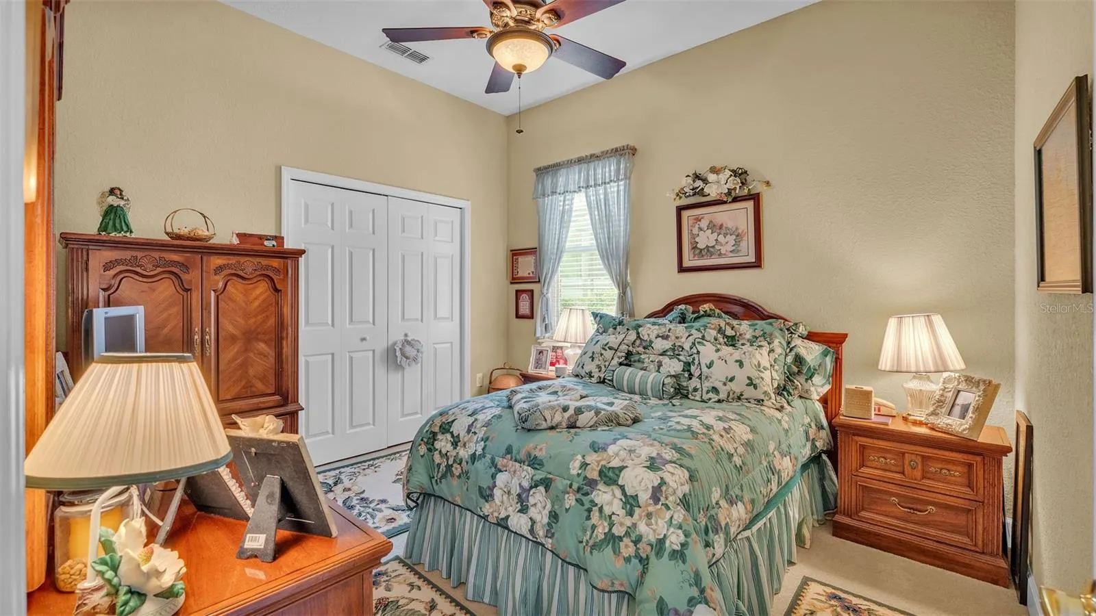 2929 VINTAGE VIEW CIR