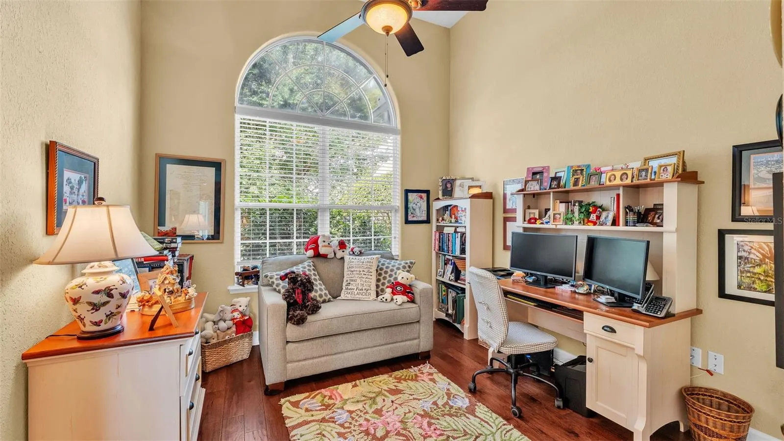 2929 VINTAGE VIEW CIR