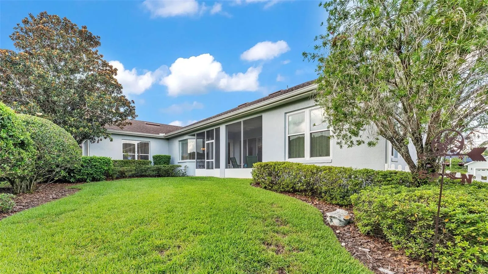 2929 VINTAGE VIEW CIR