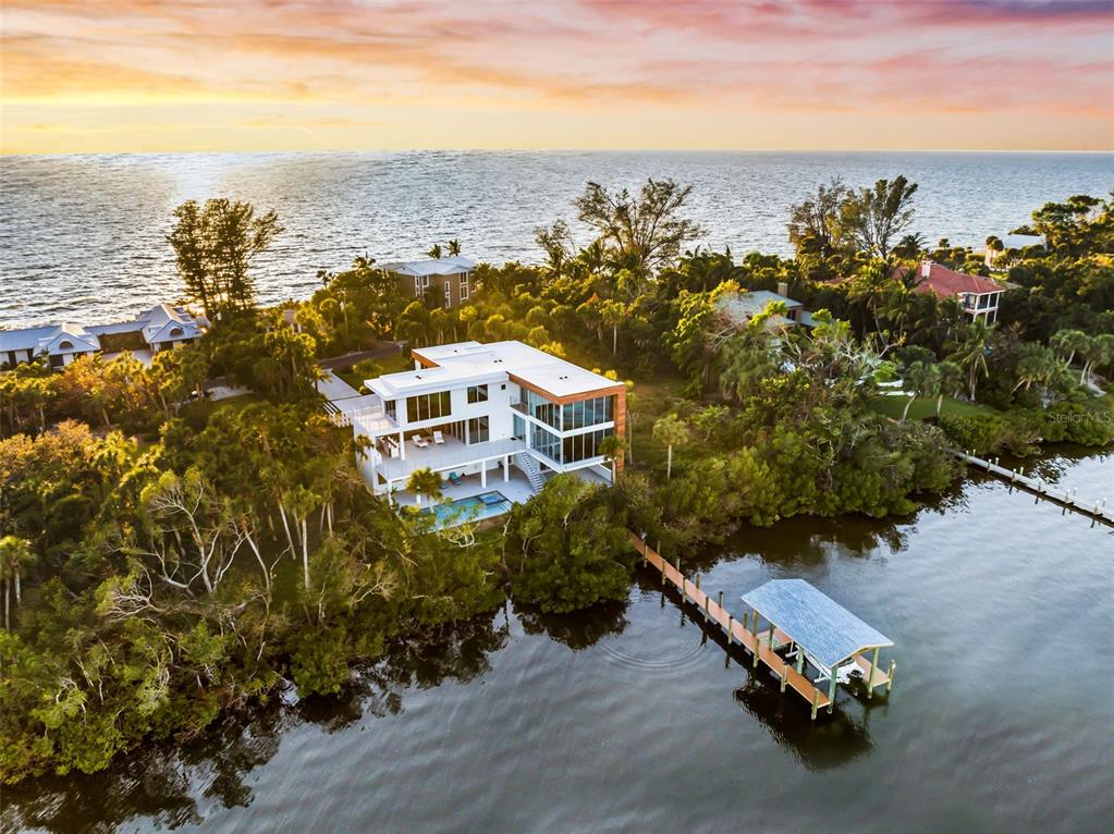 476 N CASEY KEY RD