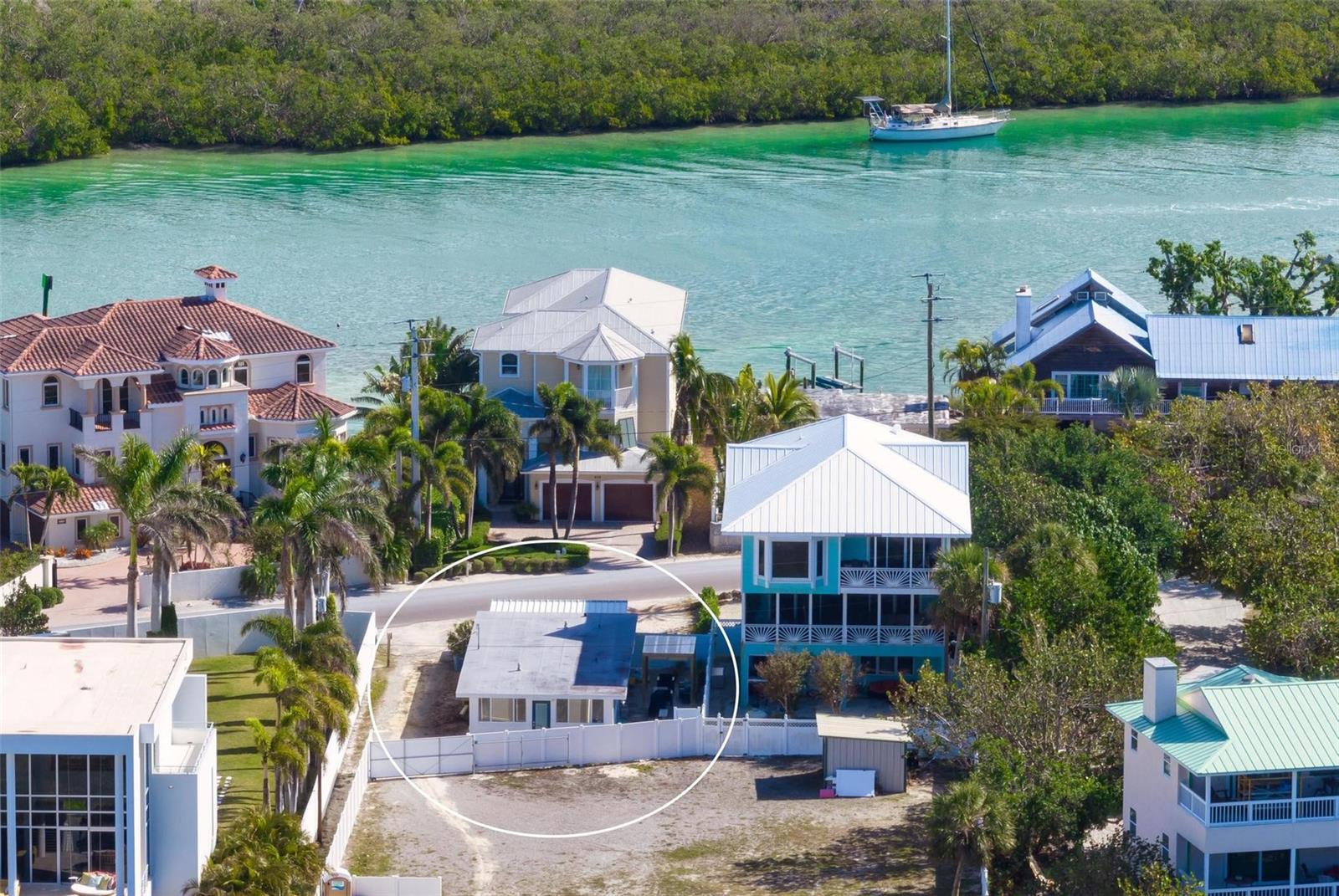 616 S CASEY KEY RD