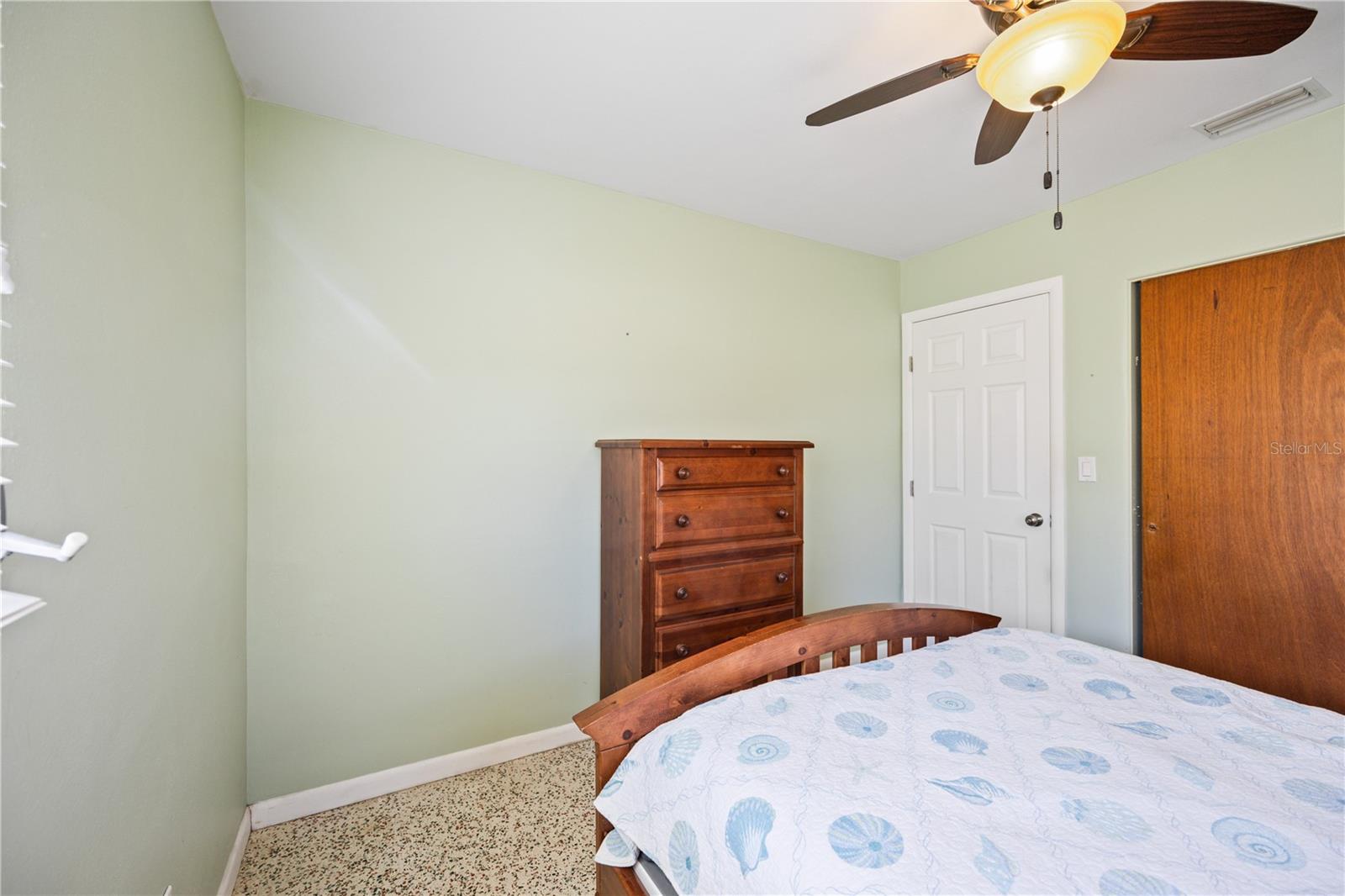 75 BEVERLY CIR