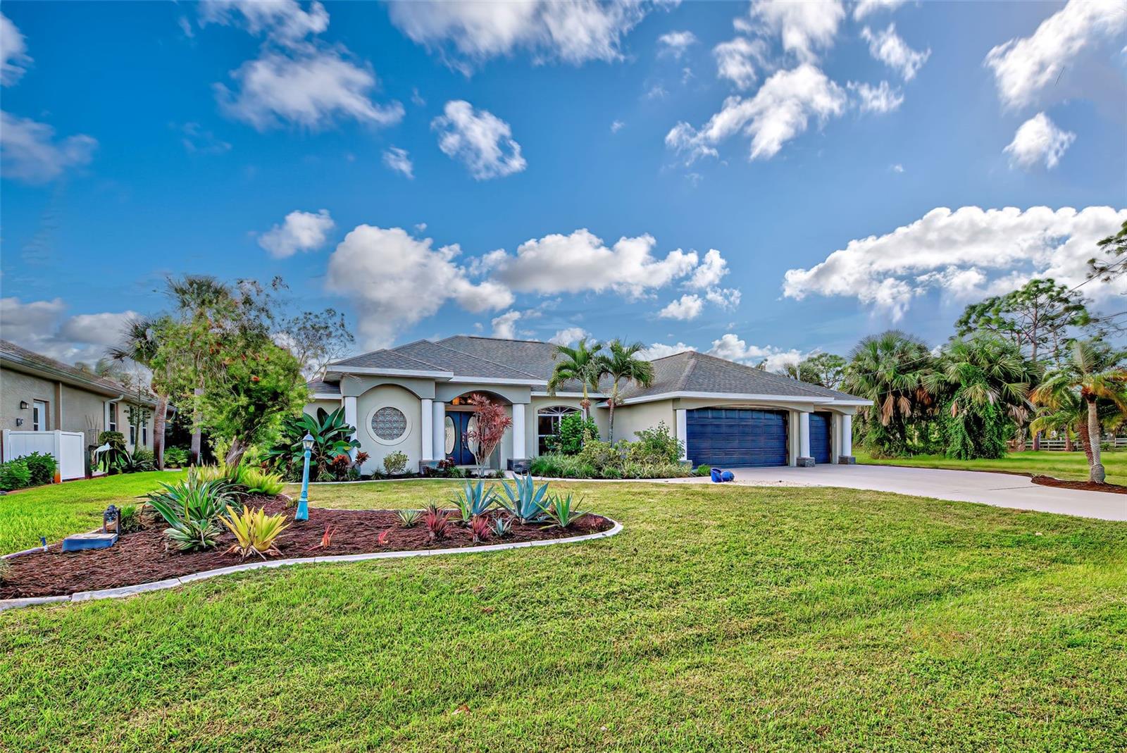 24 LONG MEADOW CT