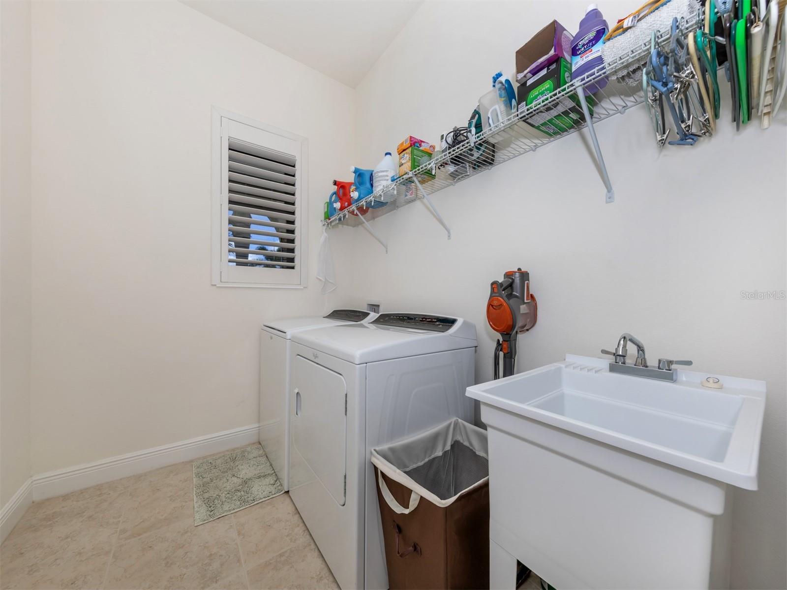 10401 CROOKED CREEK DR