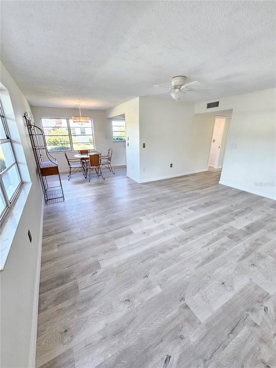 2 QUAILS RUN BLVD #1, #1