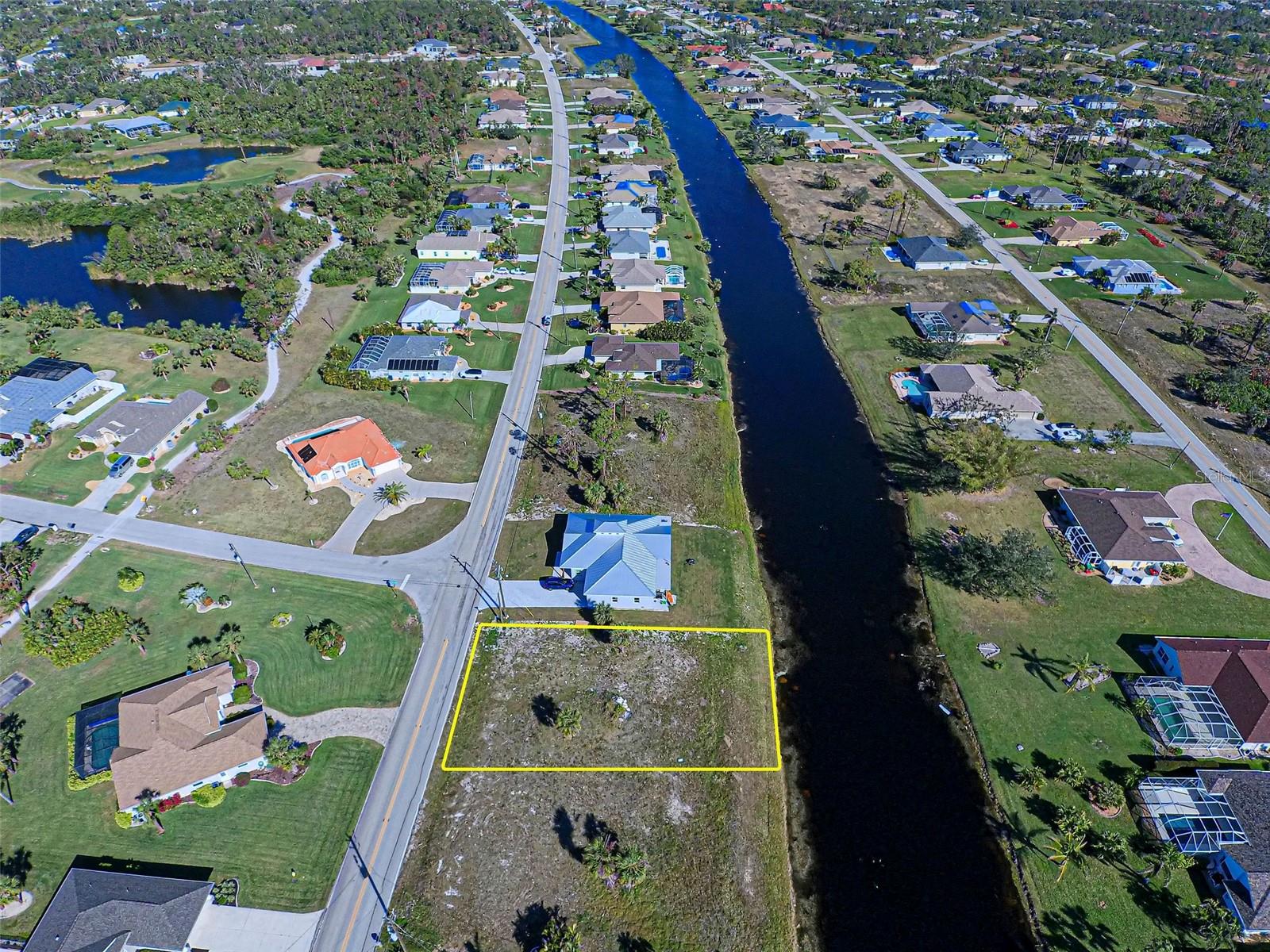 839 ROTONDA CIR