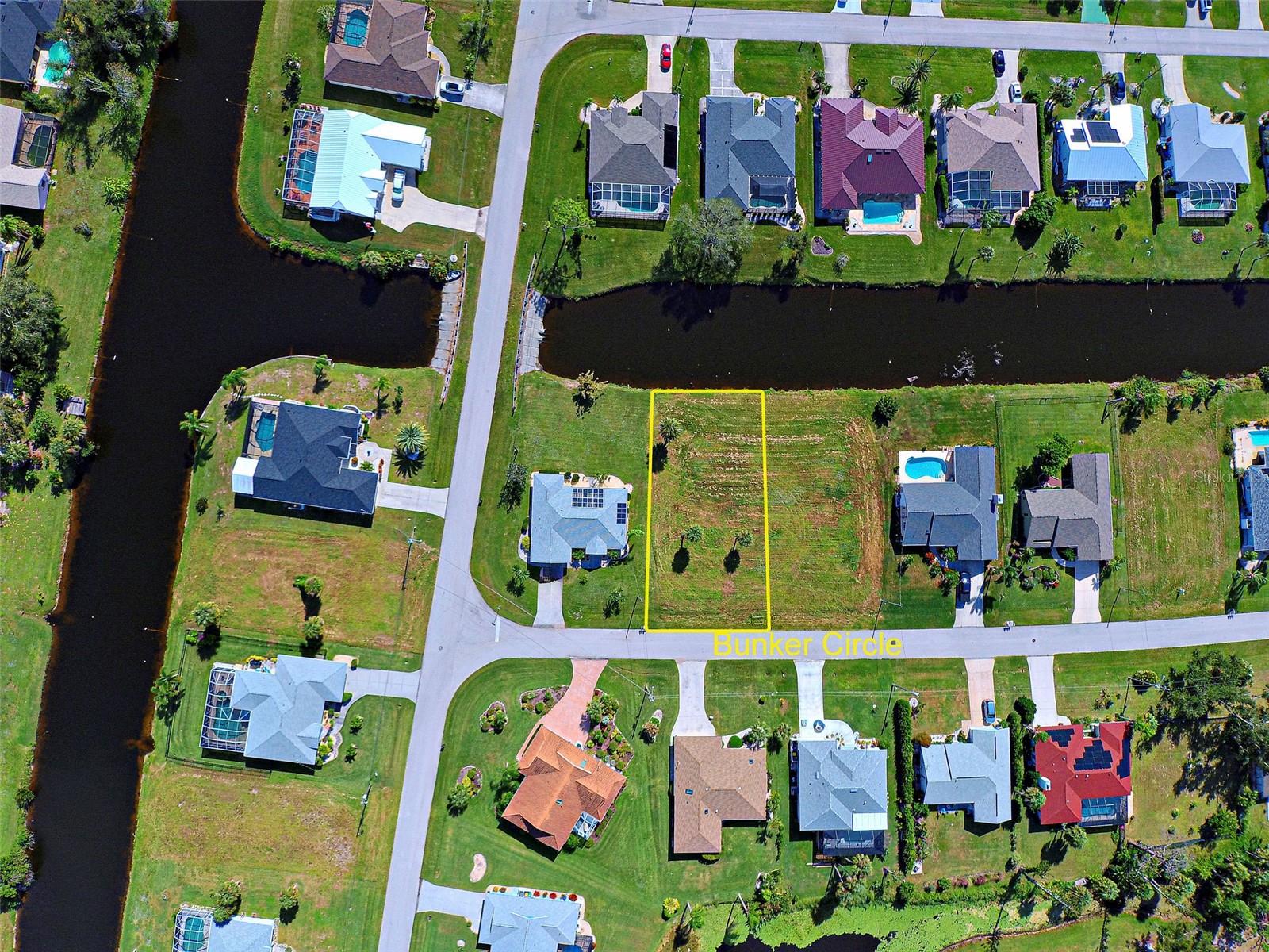 3 BUNKER CIR