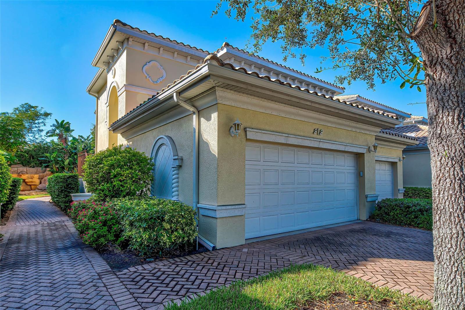 212 TRIANO CIR #212, #212